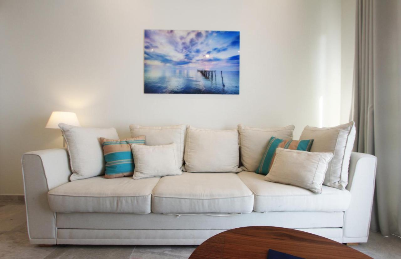 Lustica Bay Magnolia Apartment Тиват Екстериор снимка