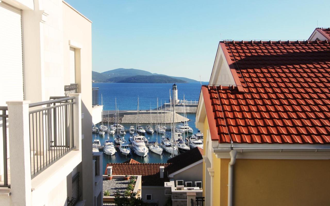 Lustica Bay Magnolia Apartment Тиват Екстериор снимка