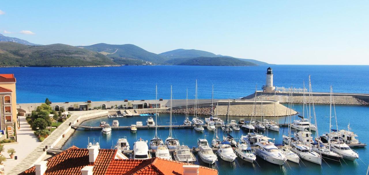 Lustica Bay Magnolia Apartment Тиват Екстериор снимка