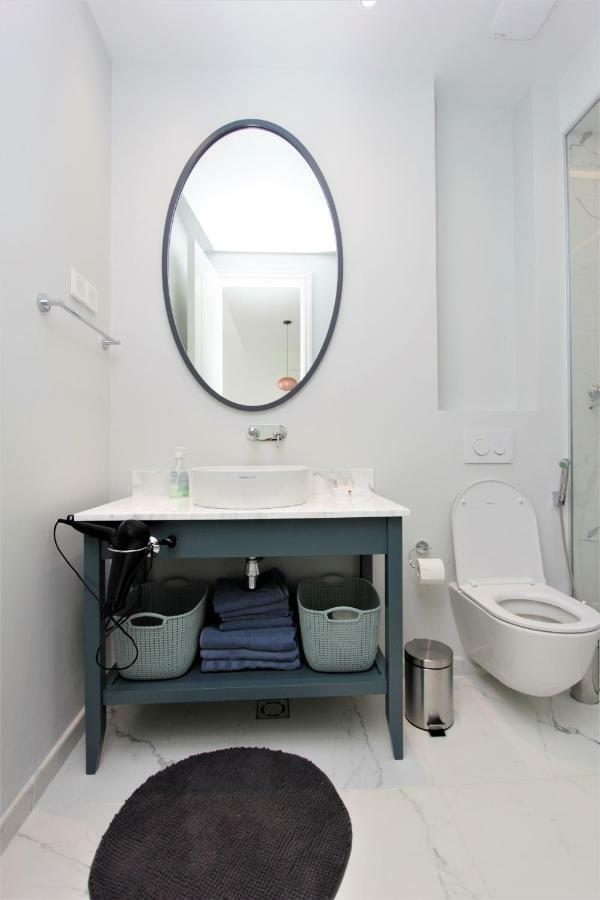 Lustica Bay Magnolia Apartment Тиват Екстериор снимка